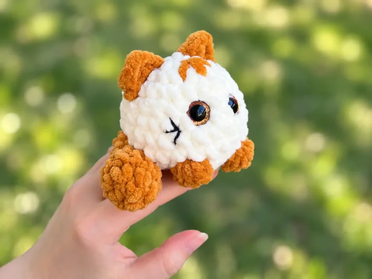 A cream and brown crochet kitten amigurumi held in a hand outdoors, shown in a photo collage.